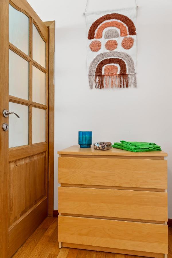 125 Sqm Family Friendly With Kids Room Bucharest Exterior photo